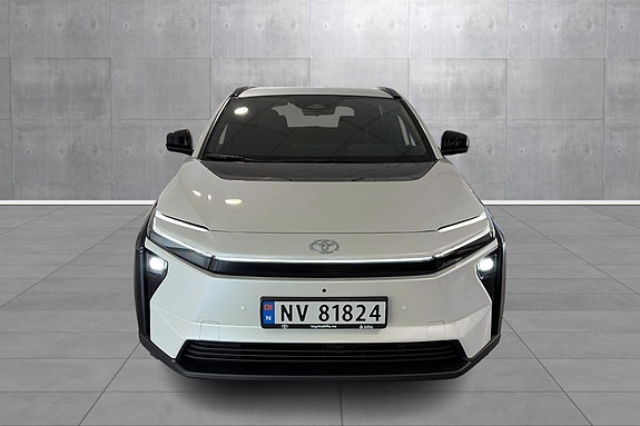 Toyota bZ4X 8 of 29