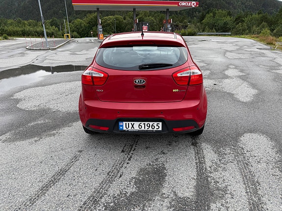 Kia Rio 3 of 6