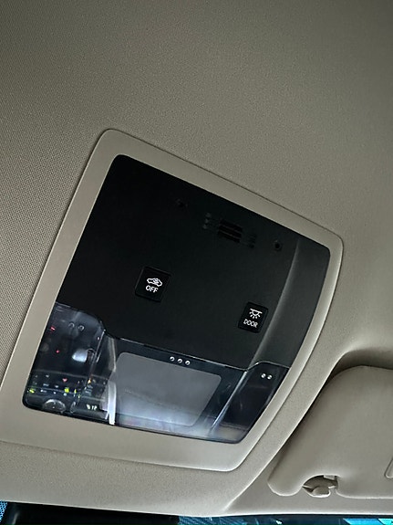 Lexus NX300h 24 of 30