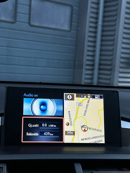 Lexus NX300h 30 of 30