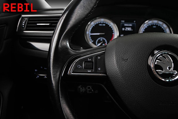 Skoda Superb 14 of 25