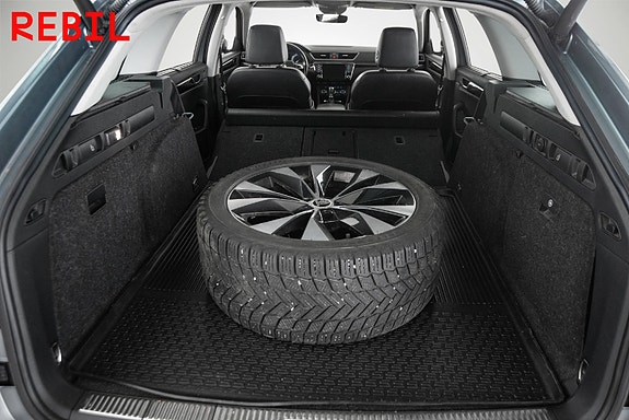 Skoda Superb 23 of 25