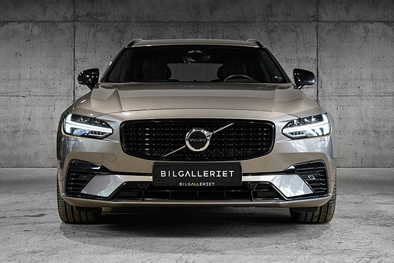 Volvo V90 3 of 30
