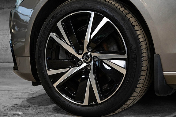 Volvo V90 6 of 30