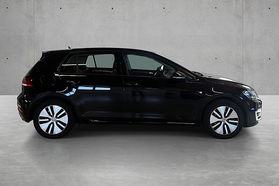 Volkswagen e-Golf VII 3 of 24