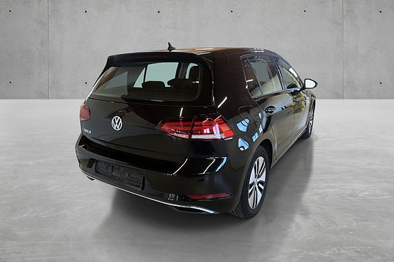 Volkswagen e-Golf VII 6 of 24