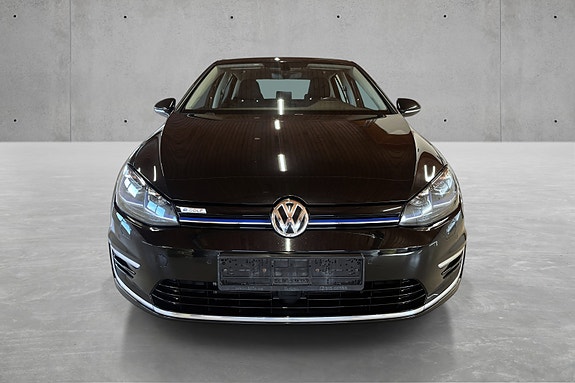 Volkswagen e-Golf VII 5 of 24