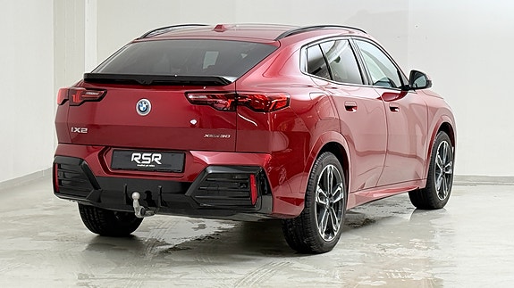 BMW iX2 15 of 30