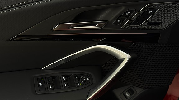 BMW iX2 20 of 30