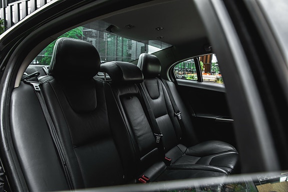 Volvo S60 16 of 26