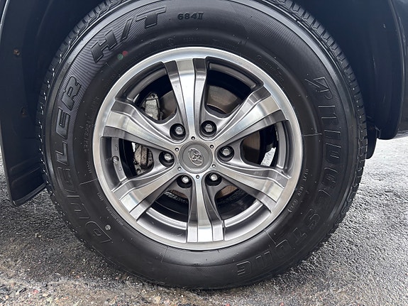 Toyota HiLux 21 of 22