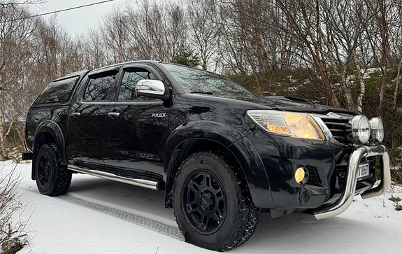 Toyota HiLux 22 of 22