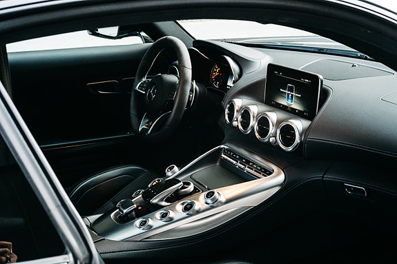 Mercedes-Benz AMG GT C 19 of 28