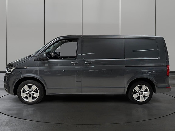Volkswagen Transporter 2 of 30