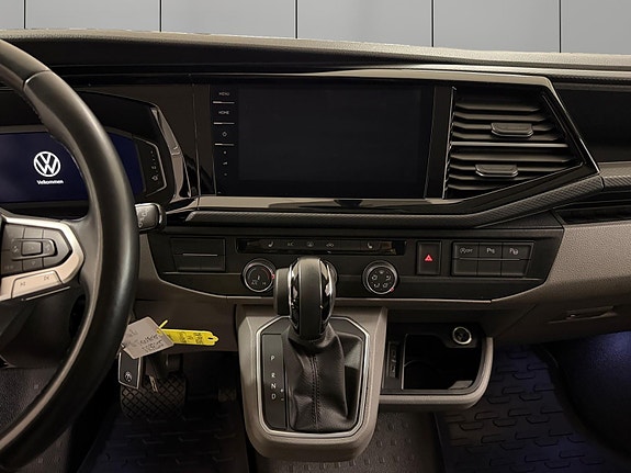 Volkswagen Transporter 14 of 30