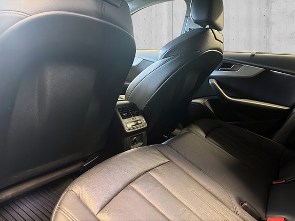 Audi A4 allroad 11 of 16