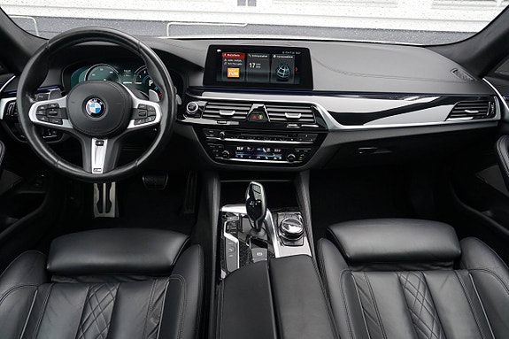 BMW 530e 12 of 30