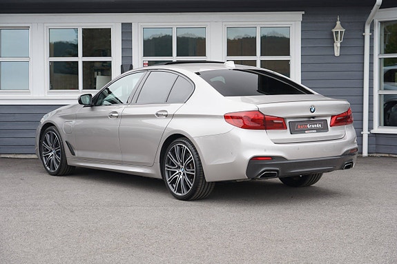 BMW 530e 5 of 30