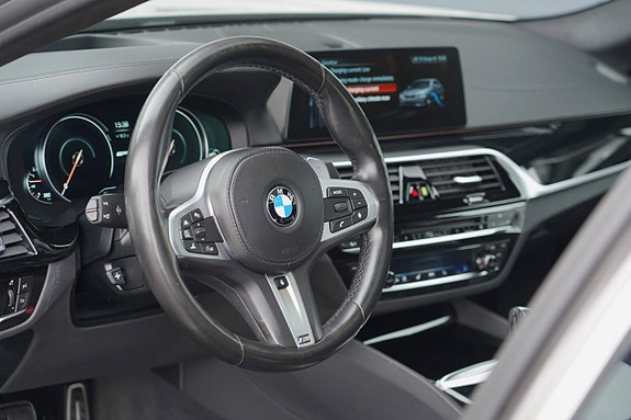 BMW 530e 7 of 30