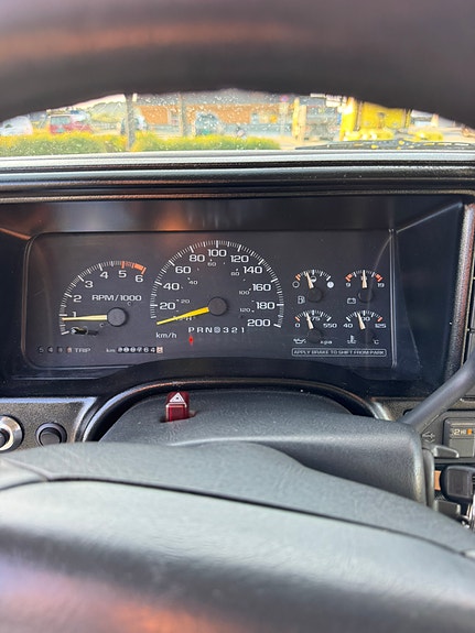Chevrolet Suburban 17 of 21