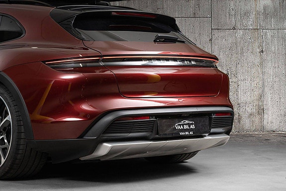 Porsche Taycan 4 6 of 30