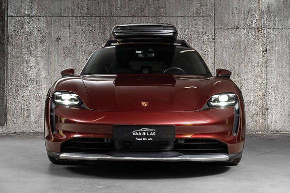Porsche Taycan 4 2 of 30