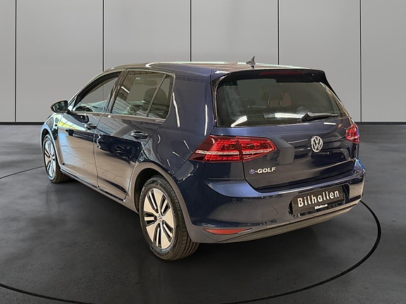 Volkswagen e-Golf VII 2 of 28