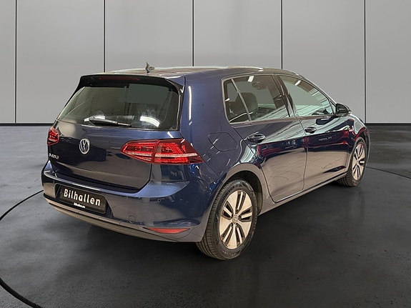 Volkswagen e-Golf VII 4 of 28