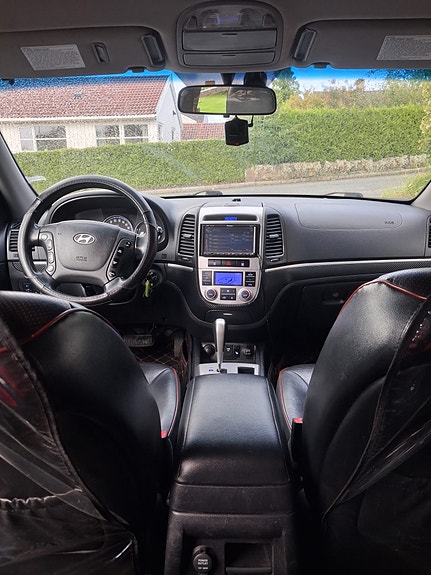 Hyundai Santa Fe 5 of 12