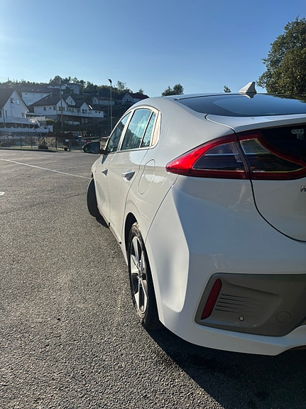 Hyundai IONIQ 5 of 22