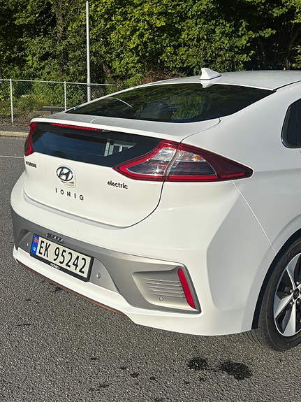 Hyundai IONIQ 6 of 22