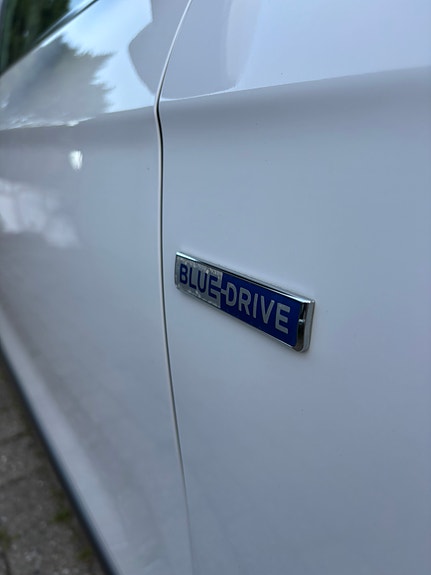 Hyundai IONIQ 22 of 22