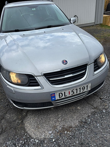Saab 9-5 4 of 7