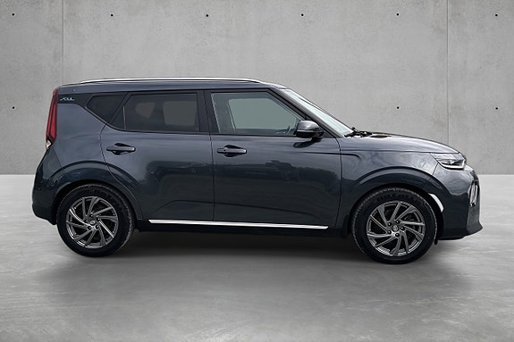 Kia e-Soul 4 of 20