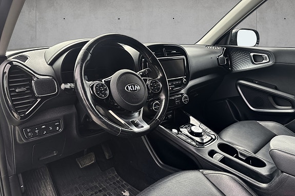 Kia e-Soul 10 of 20