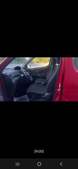 Toyota Yaris Verso 8 of 14