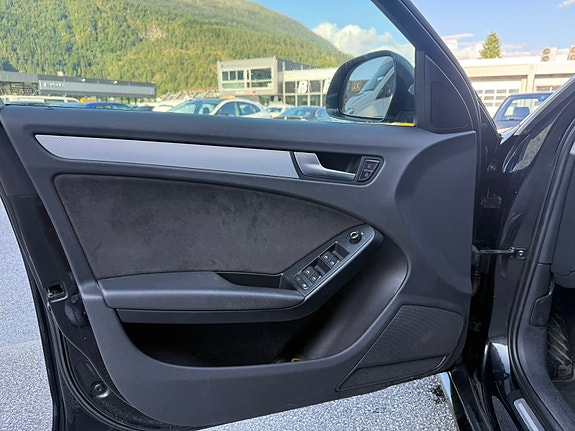Audi A4 11 of 18