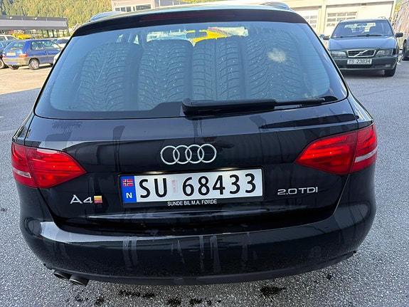 Audi A4 4 of 18