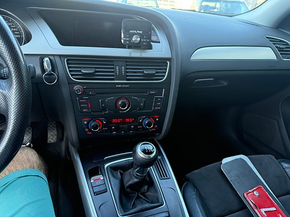 Audi A4 15 of 18