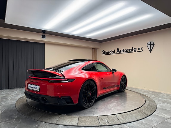 Porsche 911 5 of 30