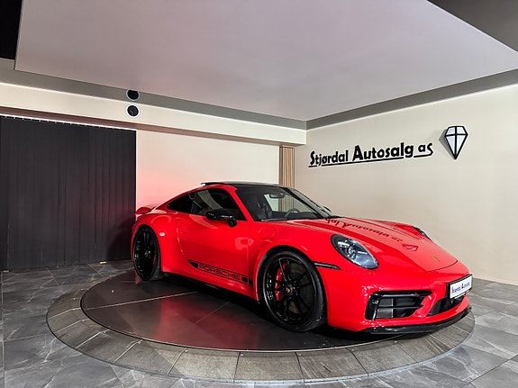 Porsche 911 11 of 30