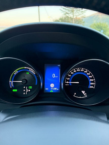 Toyota Auris 14 of 29