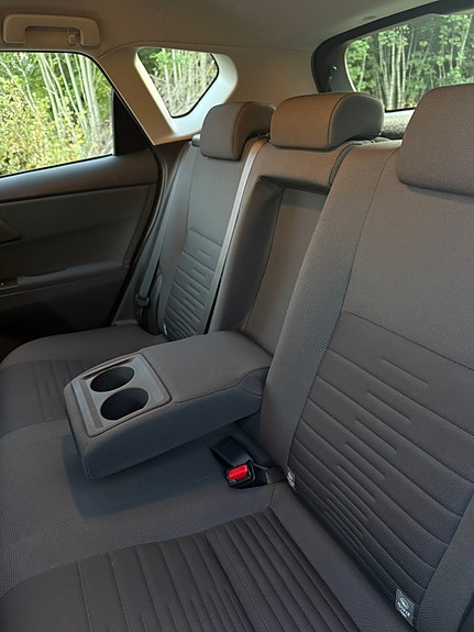 Toyota Auris 19 of 29