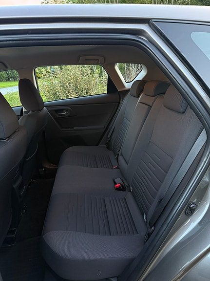 Toyota Auris 18 of 29