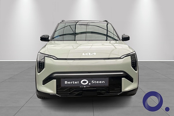 Kia EV3 8 of 18