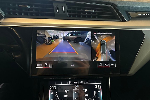 Audi e-tron 15 of 25