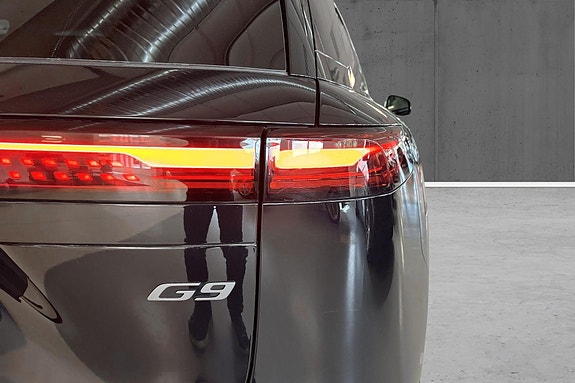 XPeng G9 22 of 26