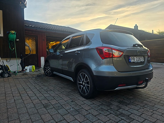 Suzuki SX4 S-Cross 15 of 15