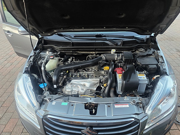 Suzuki SX4 S-Cross 3 of 15