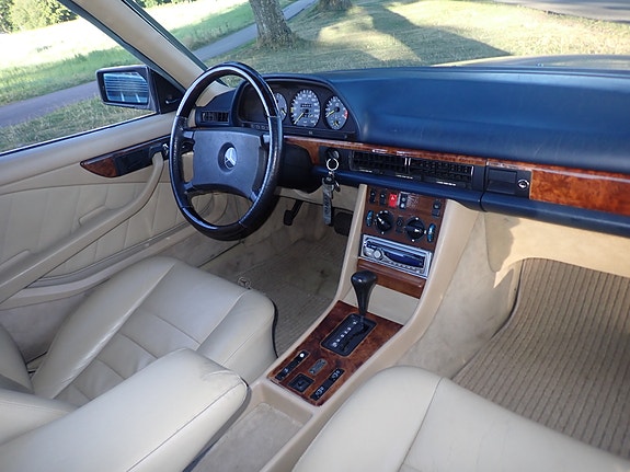 Mercedes-Benz 500 SEC 27 of 30